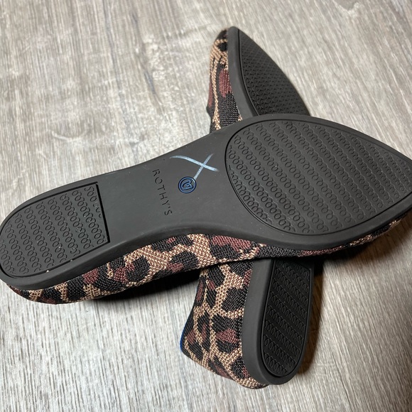 Rothy’s Wildcat Pointed Toe Shoe- 7.5 - Picture 4 of 6